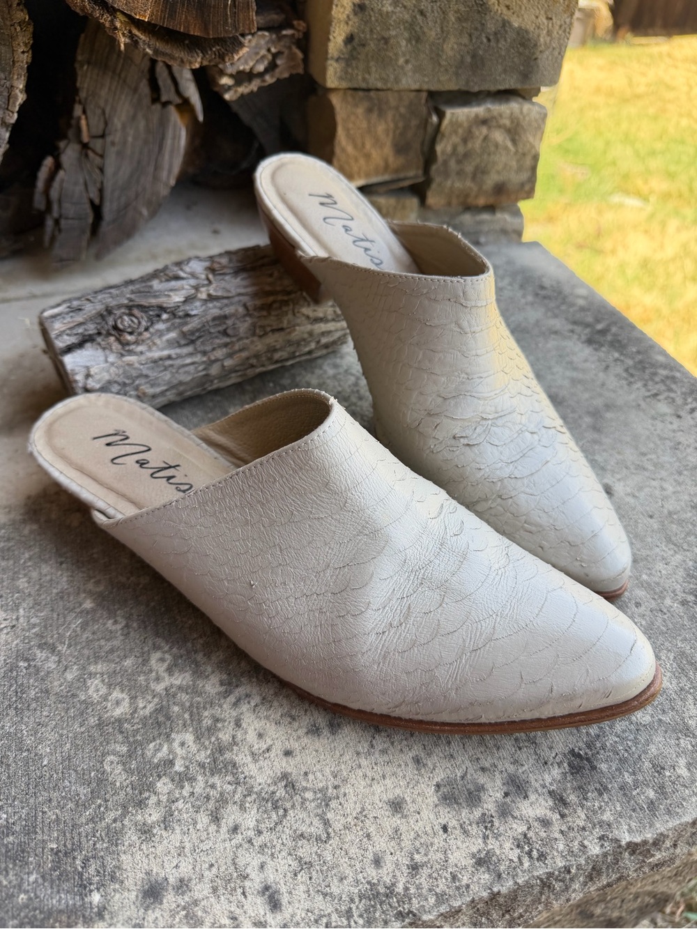 Matisse Clover Snake Skin Textured Slip-On Pointed Toe Mules Sz-9.5. H
